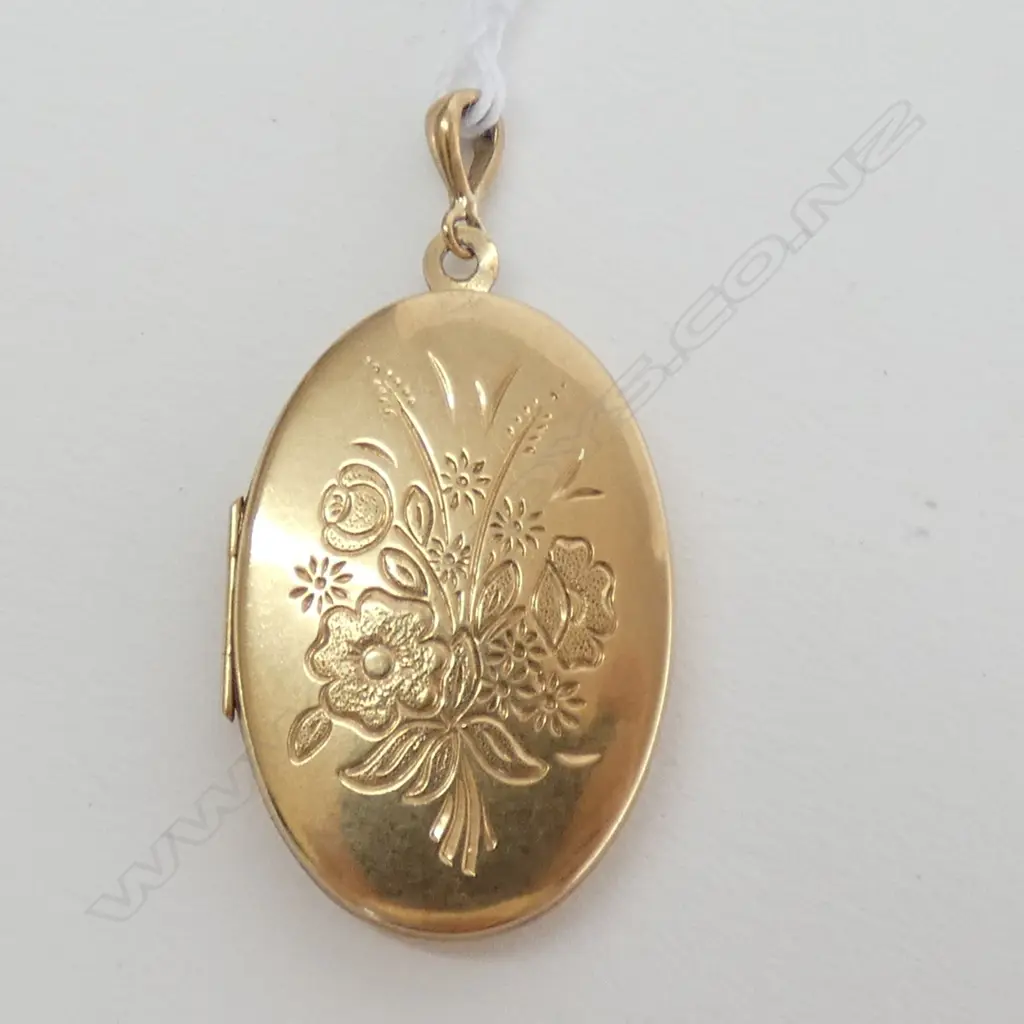 LOCKET IN 9CT GOLD, 5.1 GM Image 1++