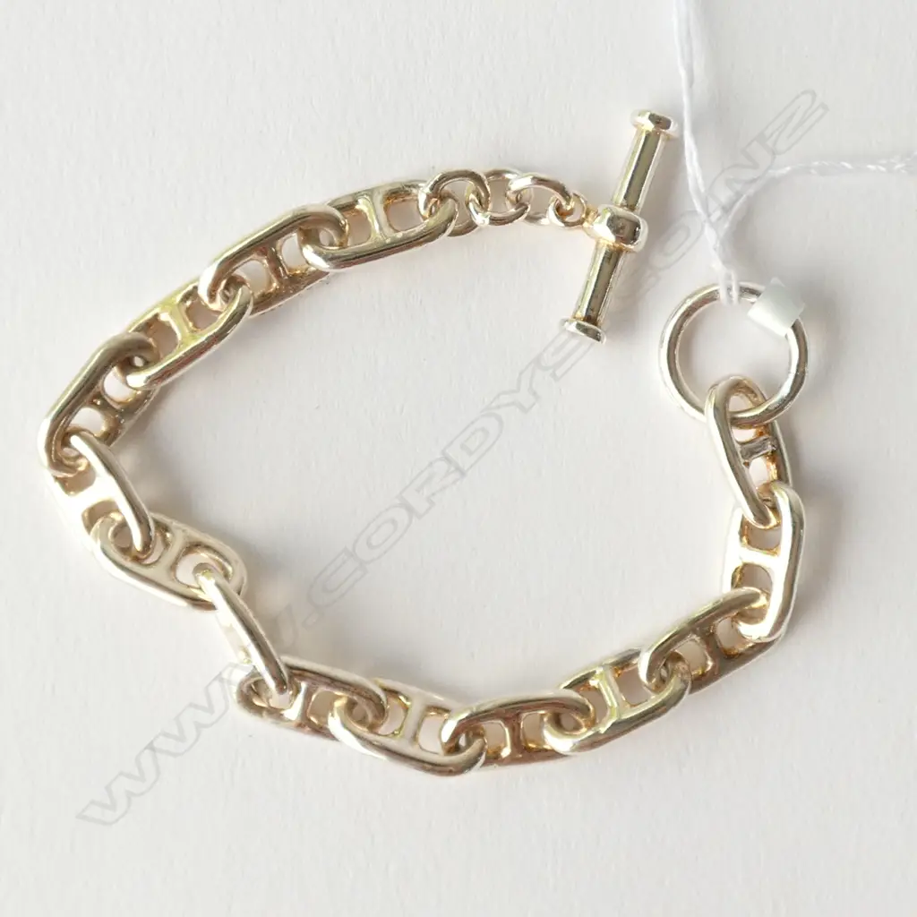 SILVER CAPSTAN LINK BRACELET  T & O RING CLASP 27.1 GMS Image 1++
