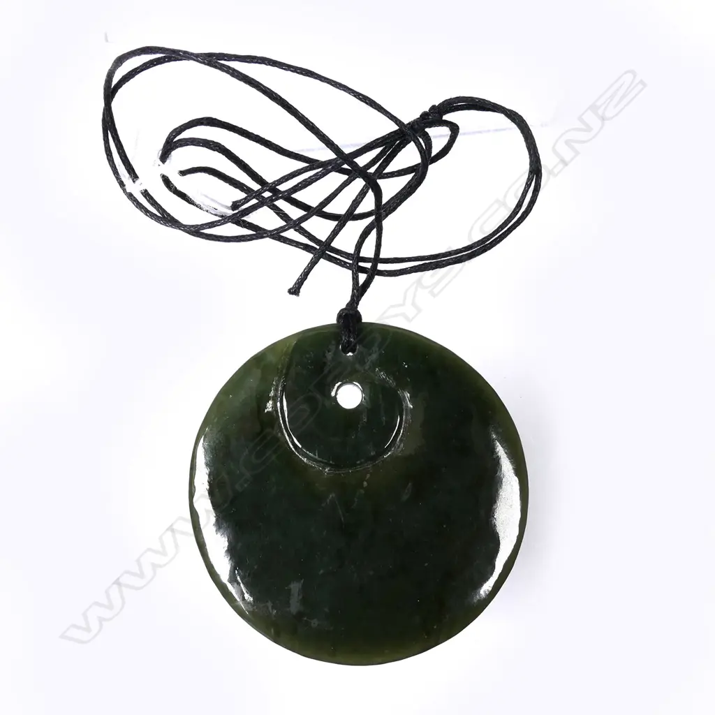 POUNAMU DISC PENDANT DIA.55mm Image 1++