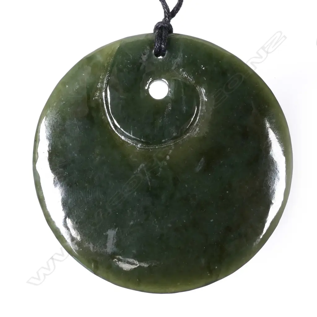 POUNAMU DISC PENDANT DIA.55mm Image 1++