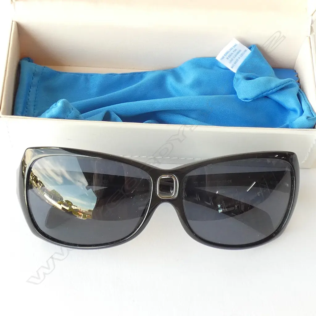 ADIDAS SUNGLASSES IN CASE WITH BAG MADE IN AUSTRIA Image 1++