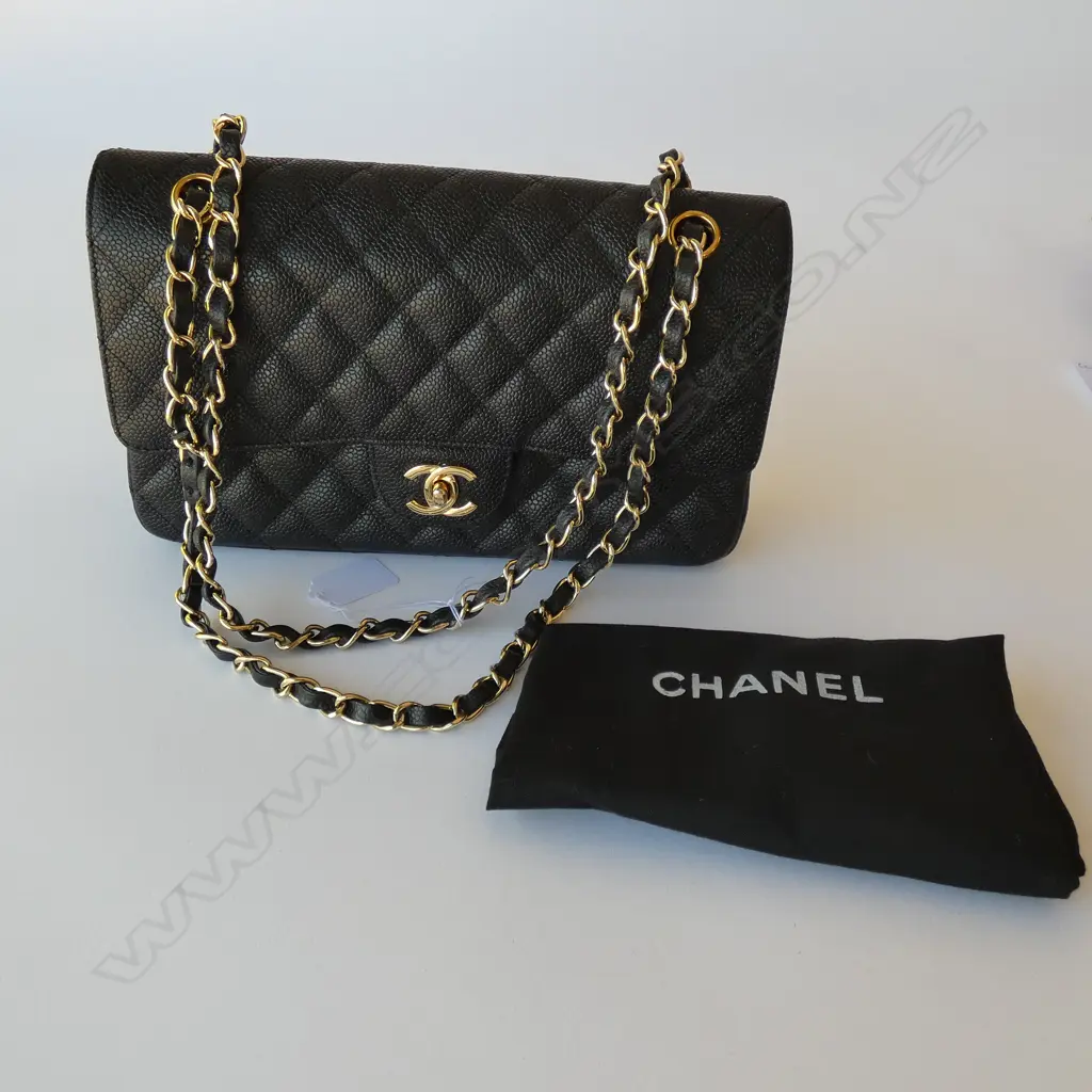 CHANEL BAG WITH DUSTBAG AND PAPERS L. 260MM POSSIBLY A COPY Image 1++