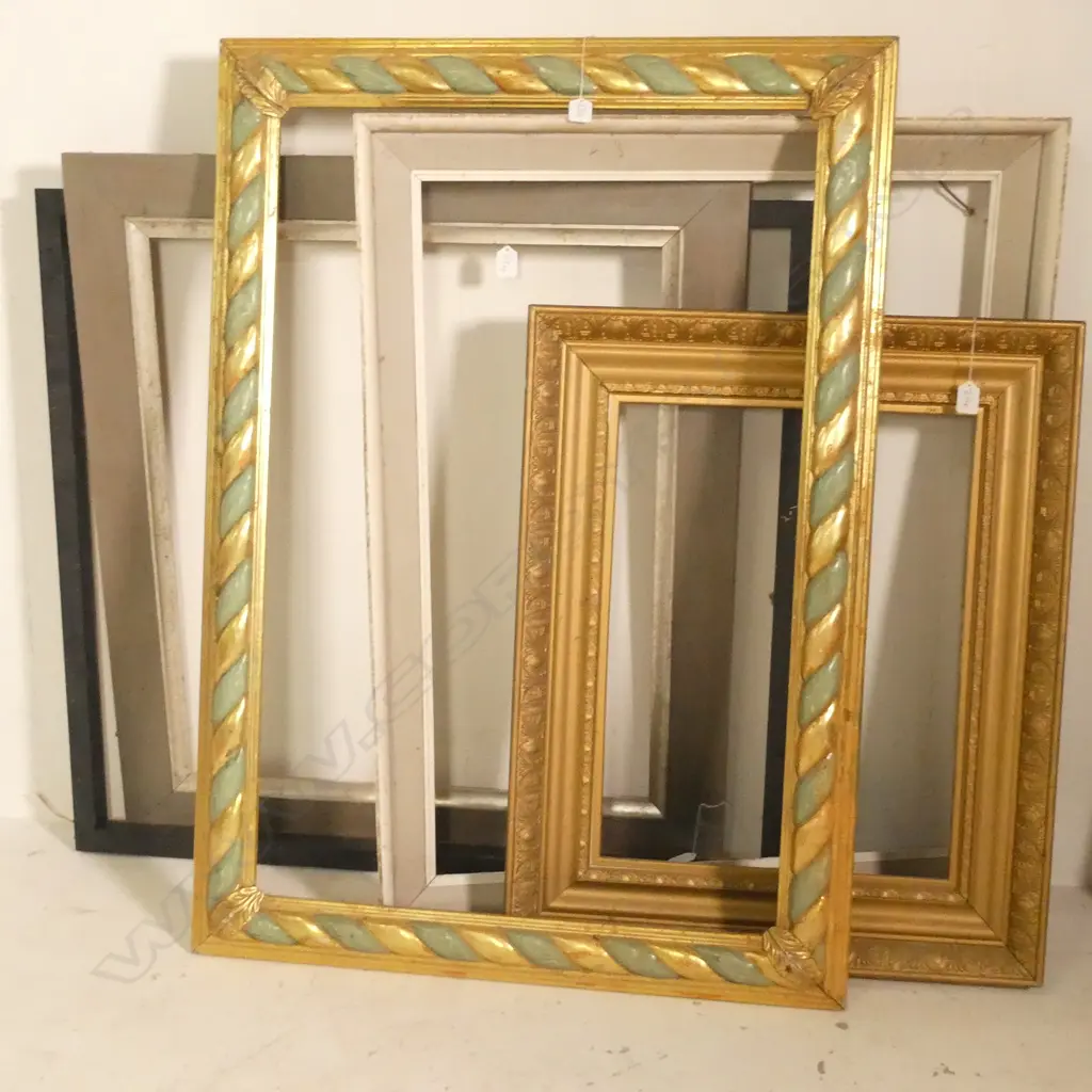 5 ASST PICTURE FRAMES H 1070 Image 1++