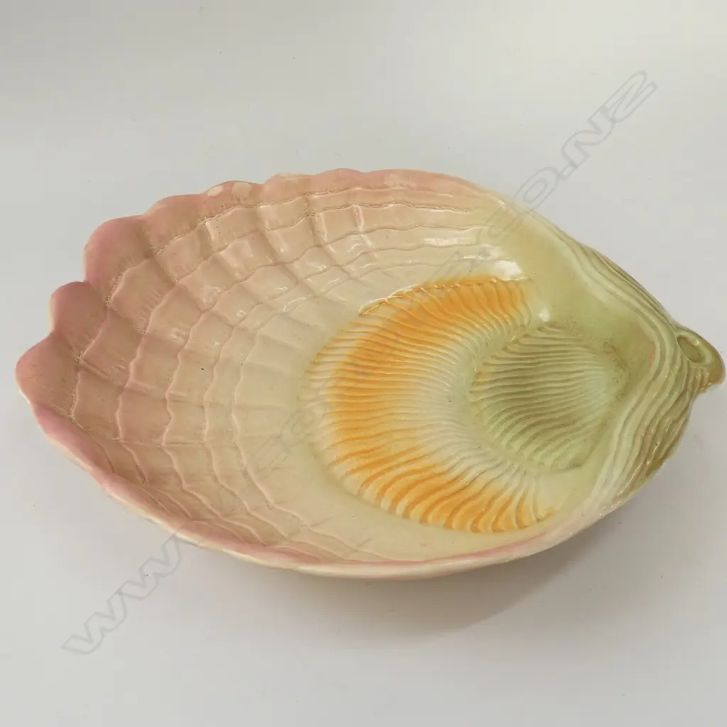 SHORTER & SONS SHELL PLATTER, W. 250MM Image 1++