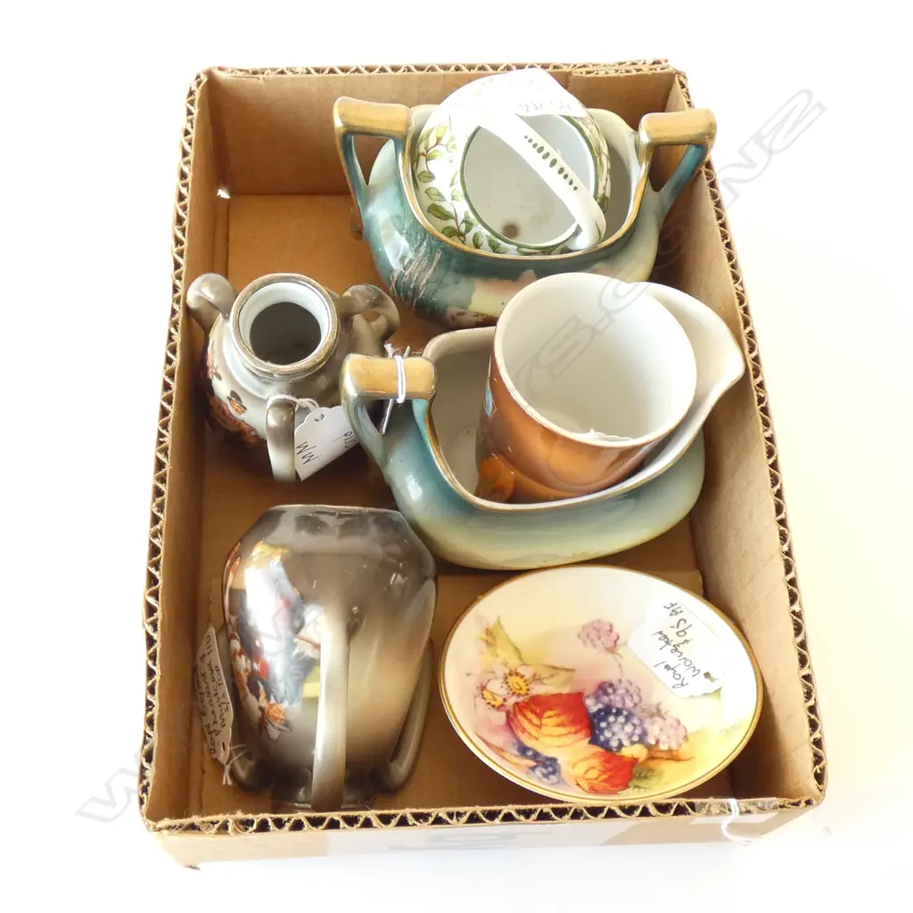 LOT ASSORTED BAYREUTH + ROYAL WORCESTOR  Image 1++