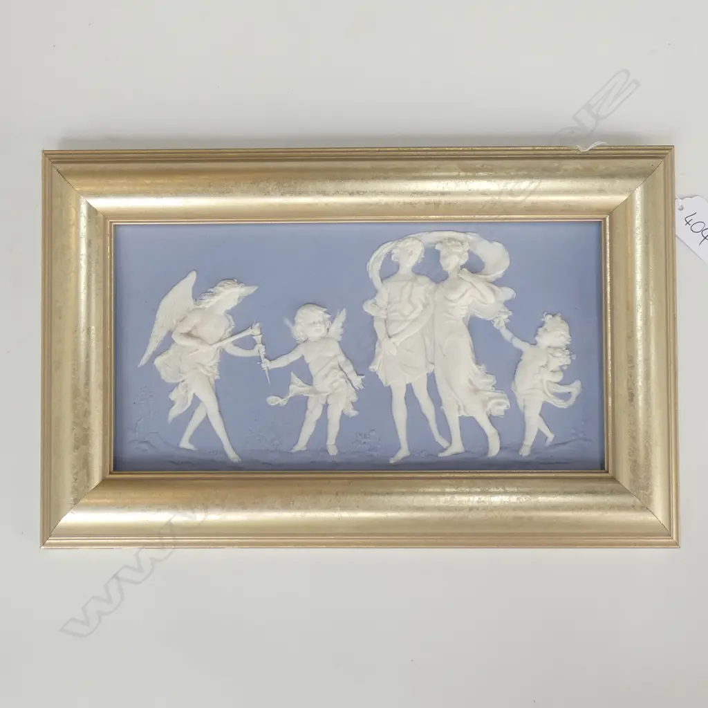 WEDGEWOOD FRAMED PLAQUE 320 X 200 Image 1++