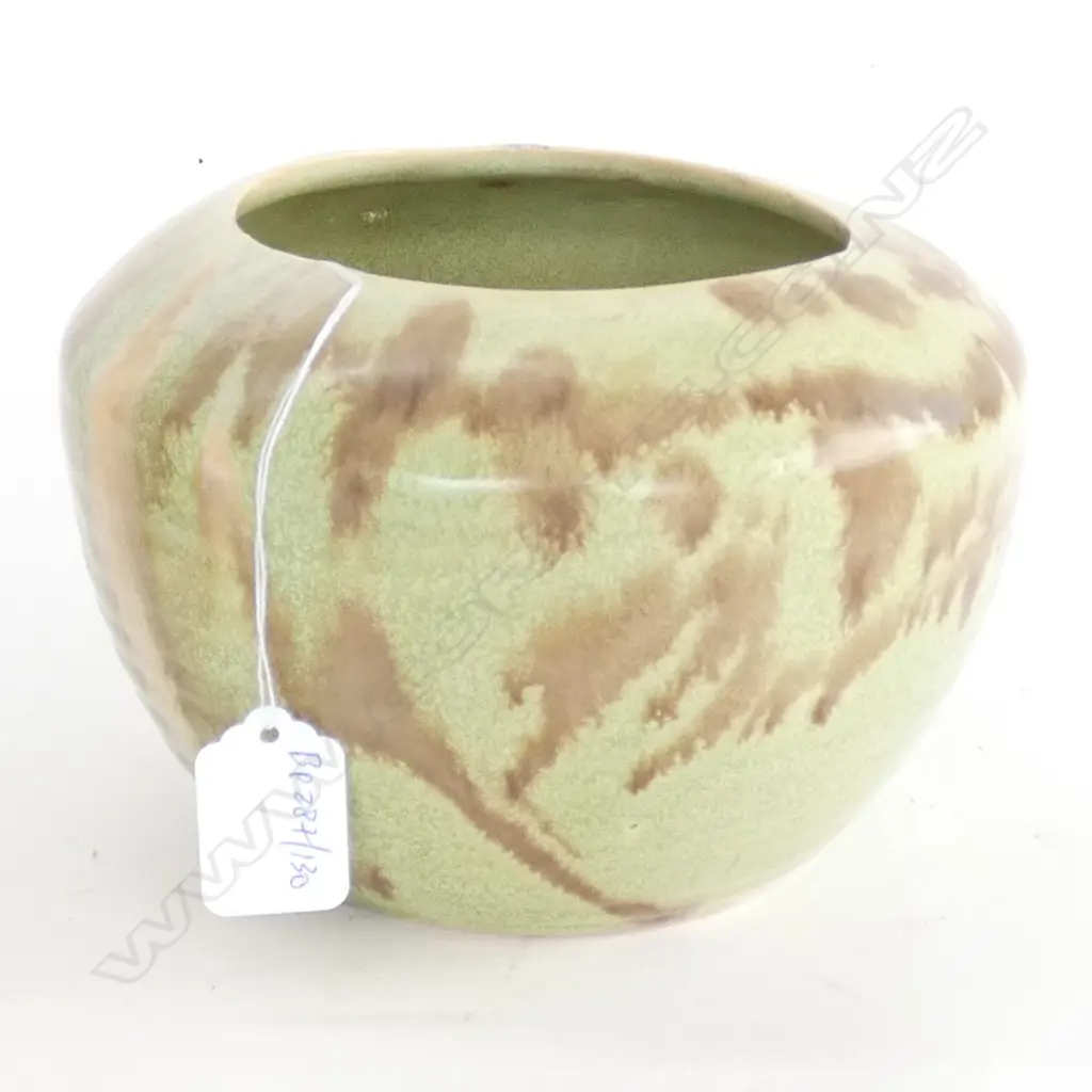 CROWN LYNN AMBRICO VASE H 130 MM Image 1++
