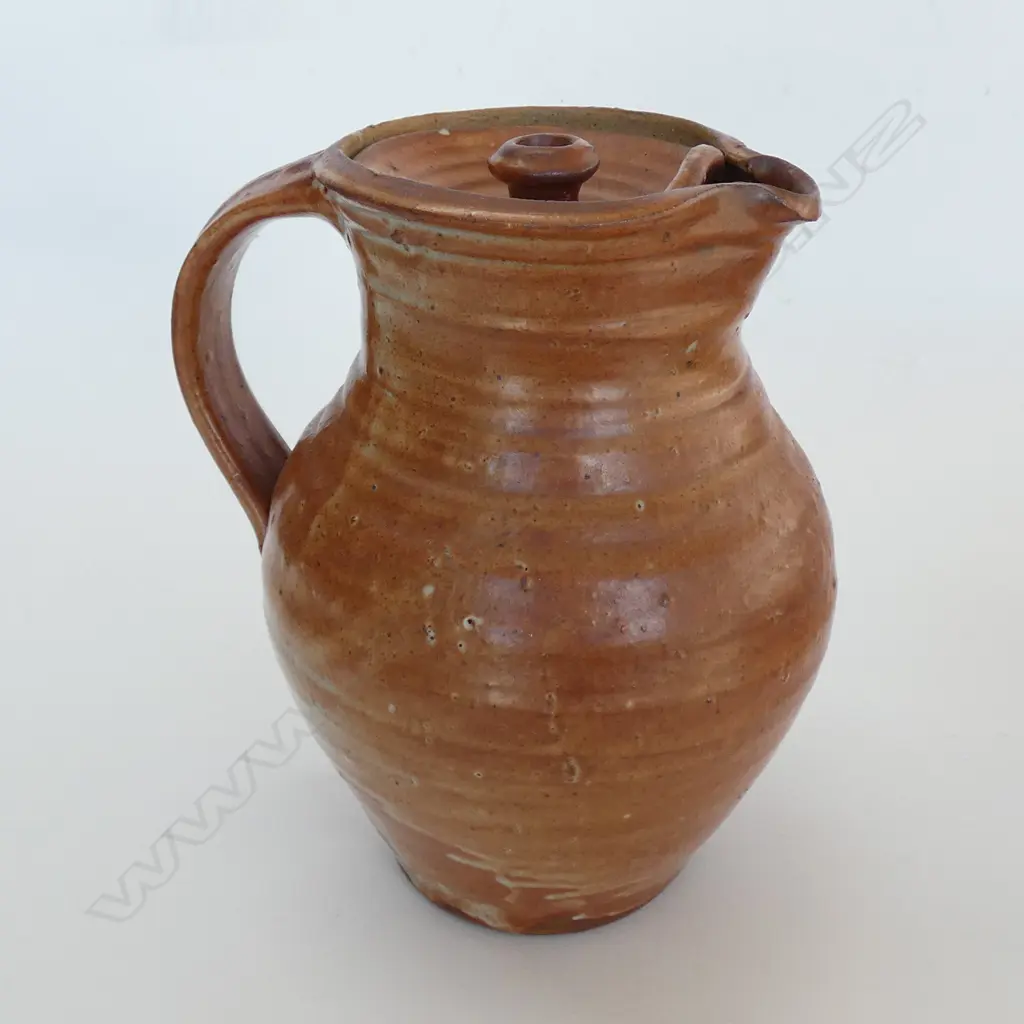IAN SMAIL LIDDED JUG SHINO GLAZE H.175mm Image 1++