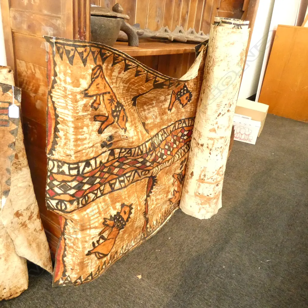 4 PACIFIC ISLAND TAPA CLOTHS L 1680 Image 1++