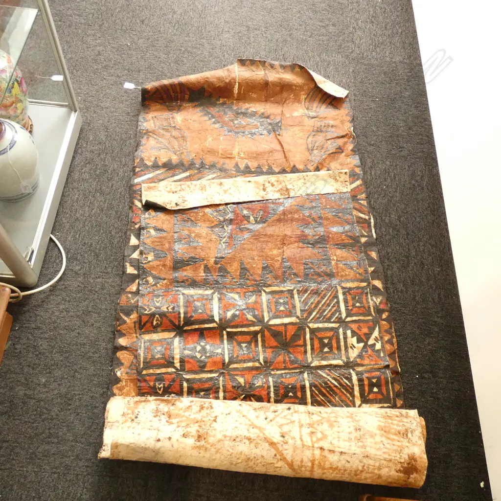 3 PACIFIC ISLAND TAPA CLOTHS  L 1720 MM Image 1++