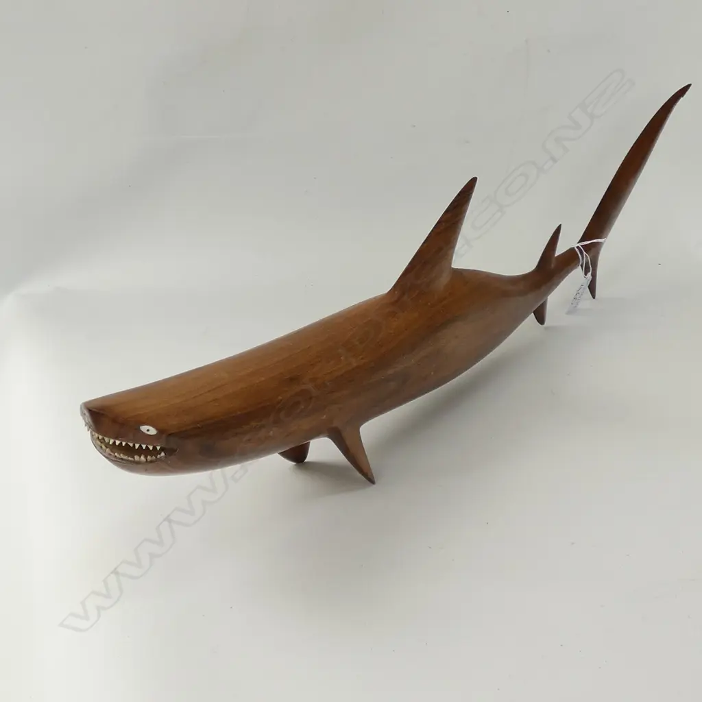 SOLOMON ISLANDS BETIKAMA WOODEN CARVED SHARK L. 680MM REPAIR TO TAIL FIN Image 1++