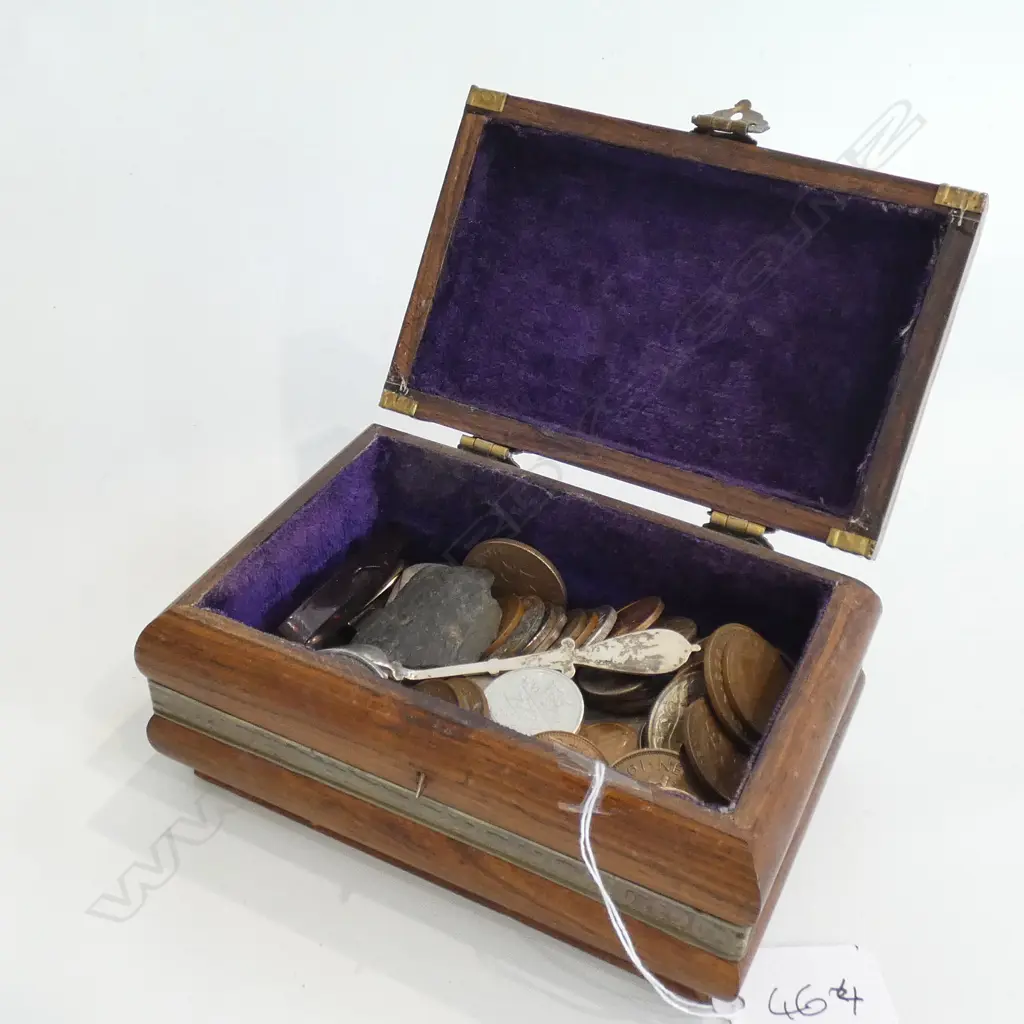 HARDWOOD SMALL BOX OF COINS ETC Image 1++