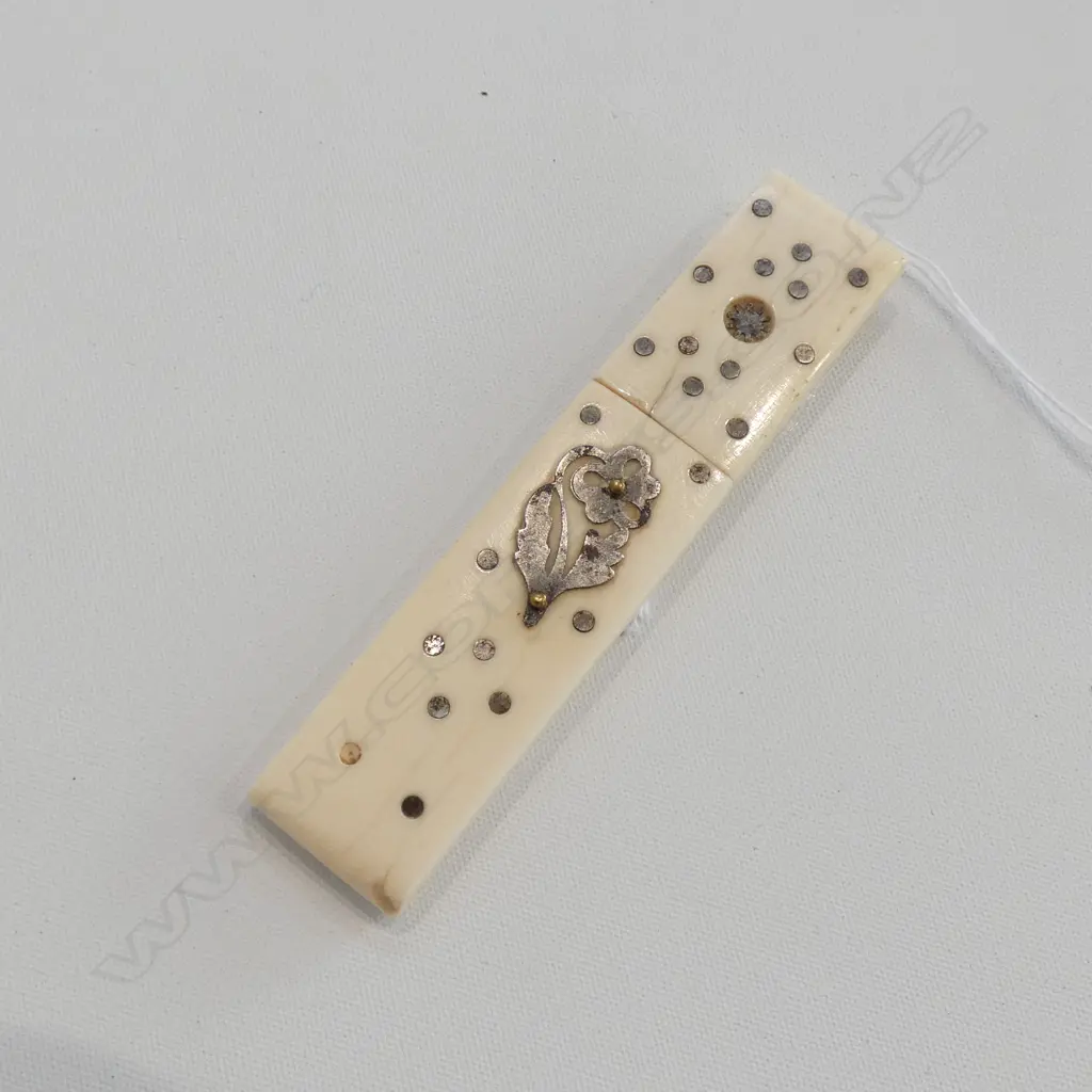 IVORY NEEDLE CASE w SILVER INLAY Image 1++