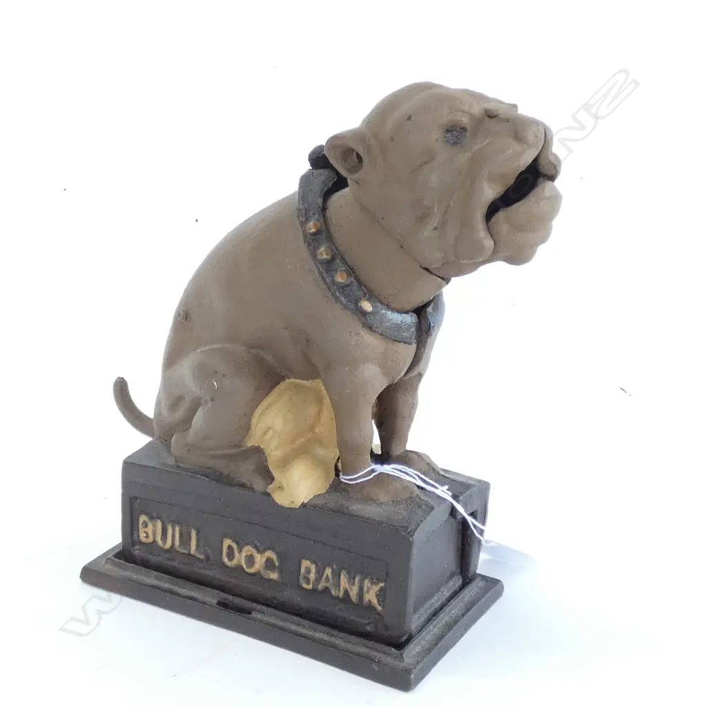 REPRODUCTION 'BULL DOG BANK' CAST IRON MONEY BOX H. 180MM  Image 1++
