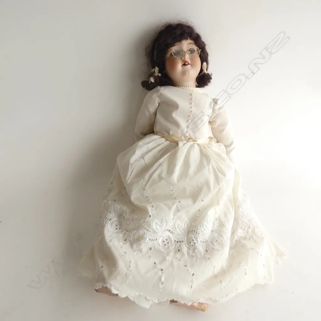 ARMAND MARSEILLE 23 INCH SLEEPY EYE OPEN MOUTH DOLL FINGERS BROKEN + BOOK Image 1++