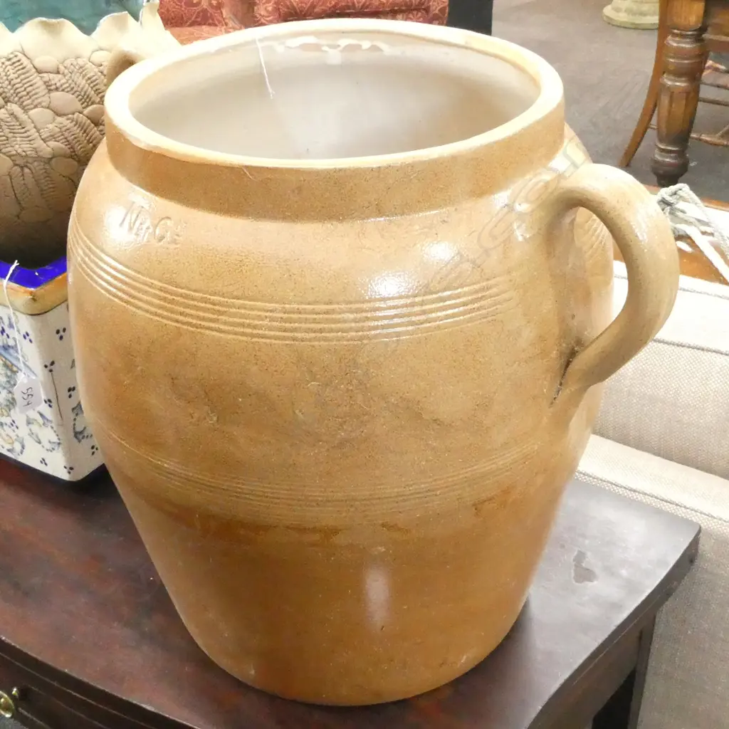 CERAMIC HANDLED URN H. 450MM Image 1++