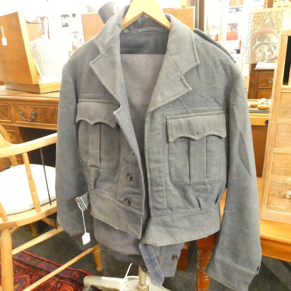 1952 NZ AIRFORCE UNIFORM, SIZE 7, CHEST 35-36 INCHES Image 1++