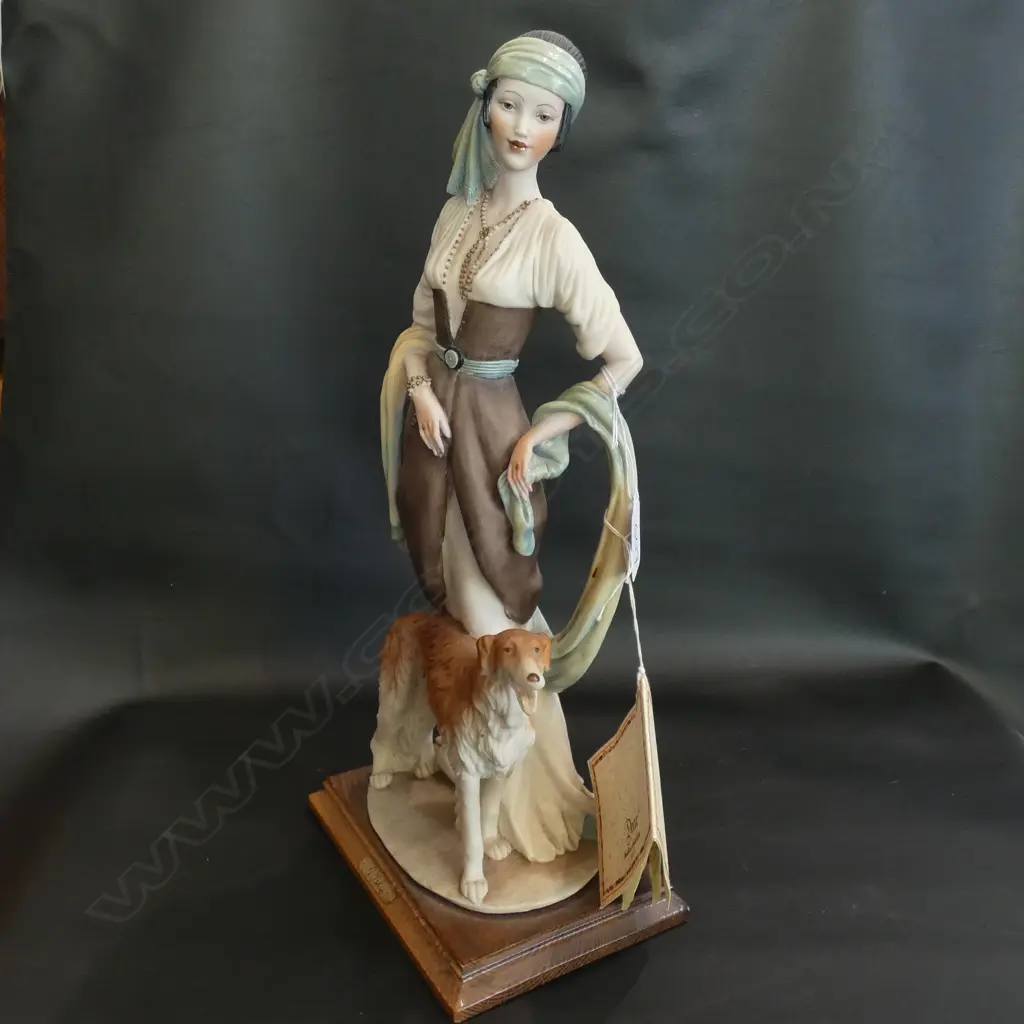 ITALIAN FIGURE BY DEAR STUDIOS H. 410MM Image 1++