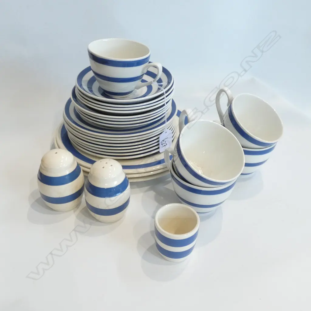 27 PCES MOSTLY SWINNERTONS SOMERSET BLUE IRONSTONE CORNISHWARE STYLE CHINA Image 1++