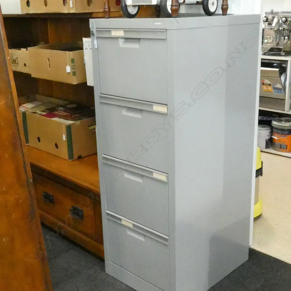4 DRAWER FILING CABINET H. 1310MM Image 1++