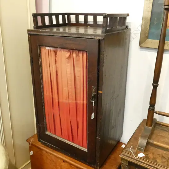 CABINET WITH GLASS DOOR AND SILK H. 1010MM