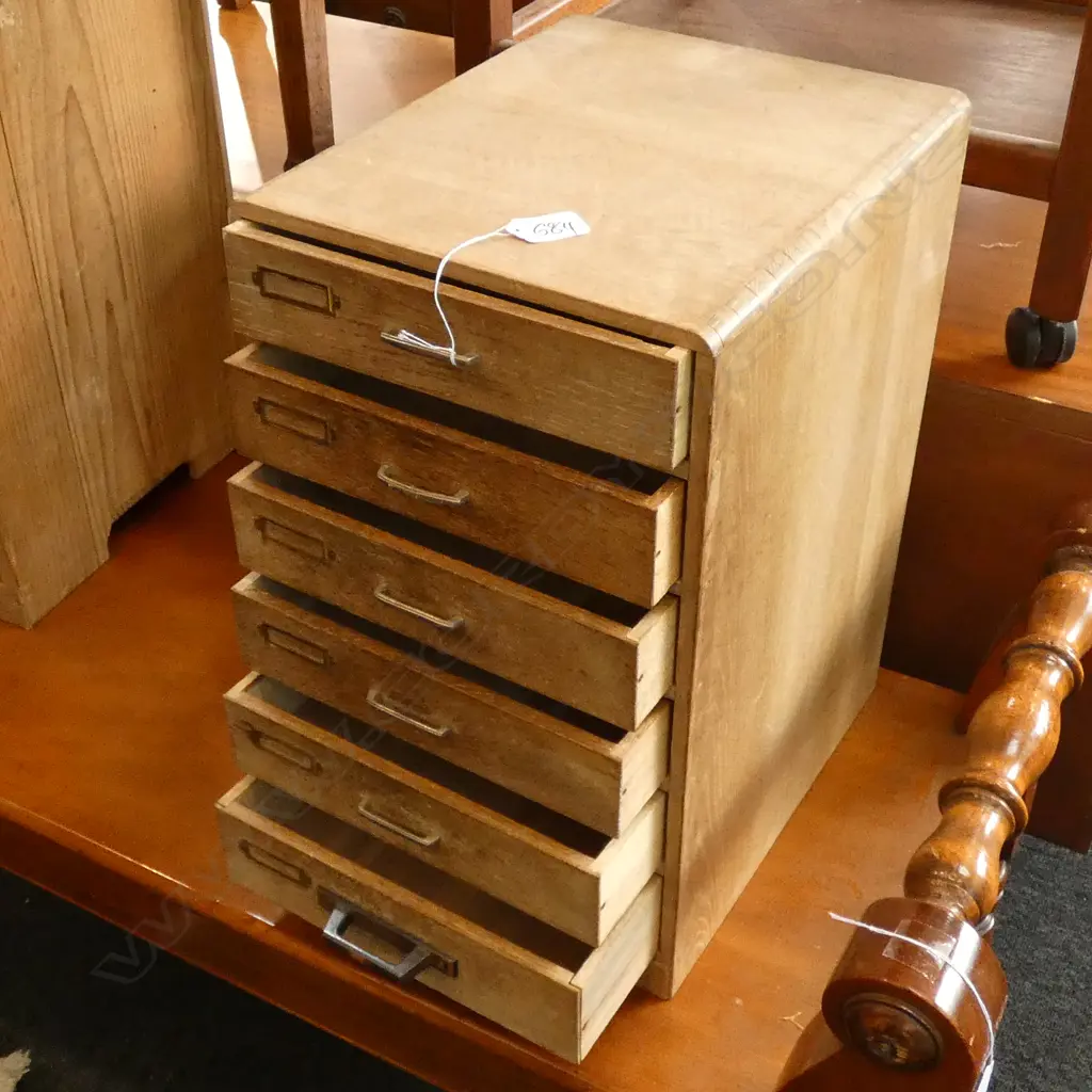 VINTAGE JAPANESE COLLECTORS CHEST H. 420MM Image 1++