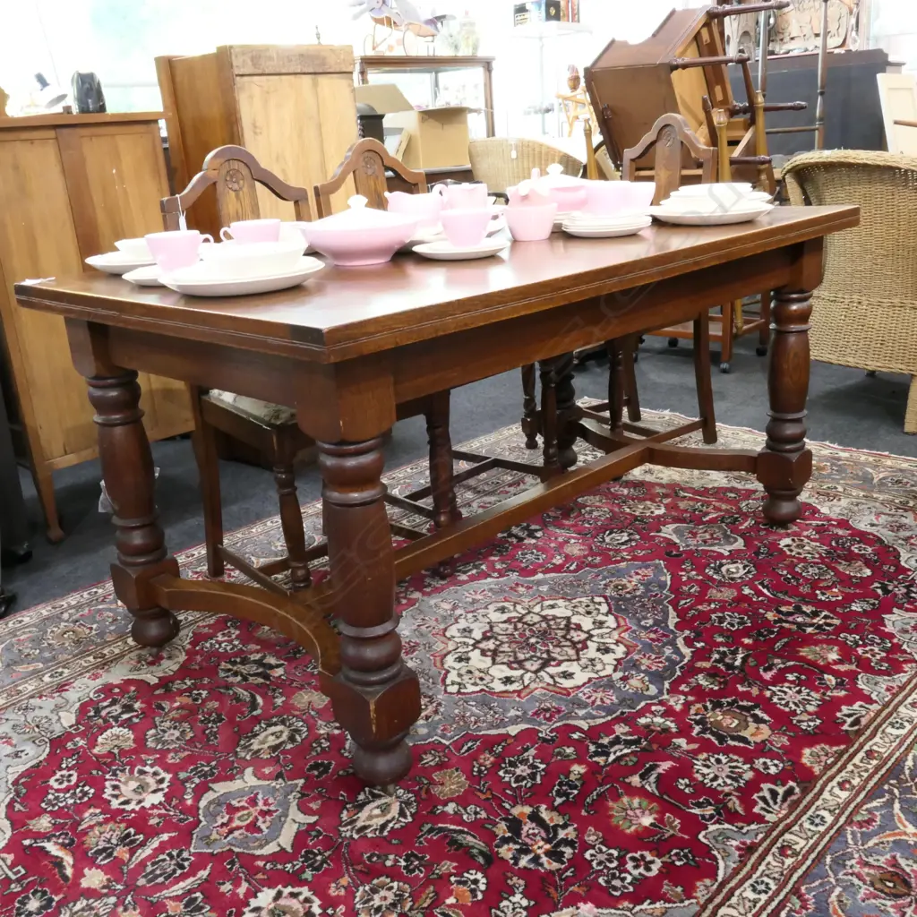 1920S OAK DINING TABLE, STRETCHER BASE, BUN FEET, 1520 X 900 X 760MM Image 1++