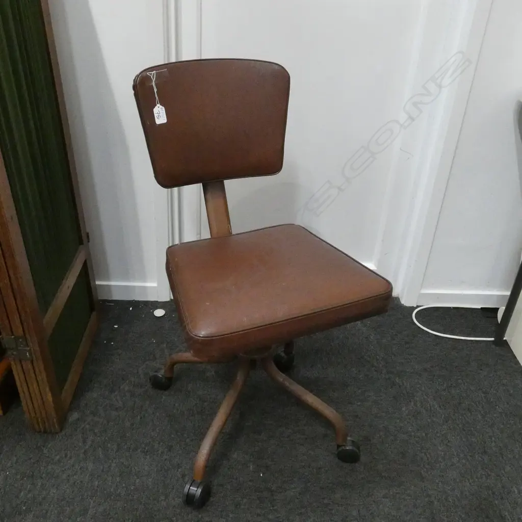 SMALL OFFICE CHAIR H. 800MM Image 1++