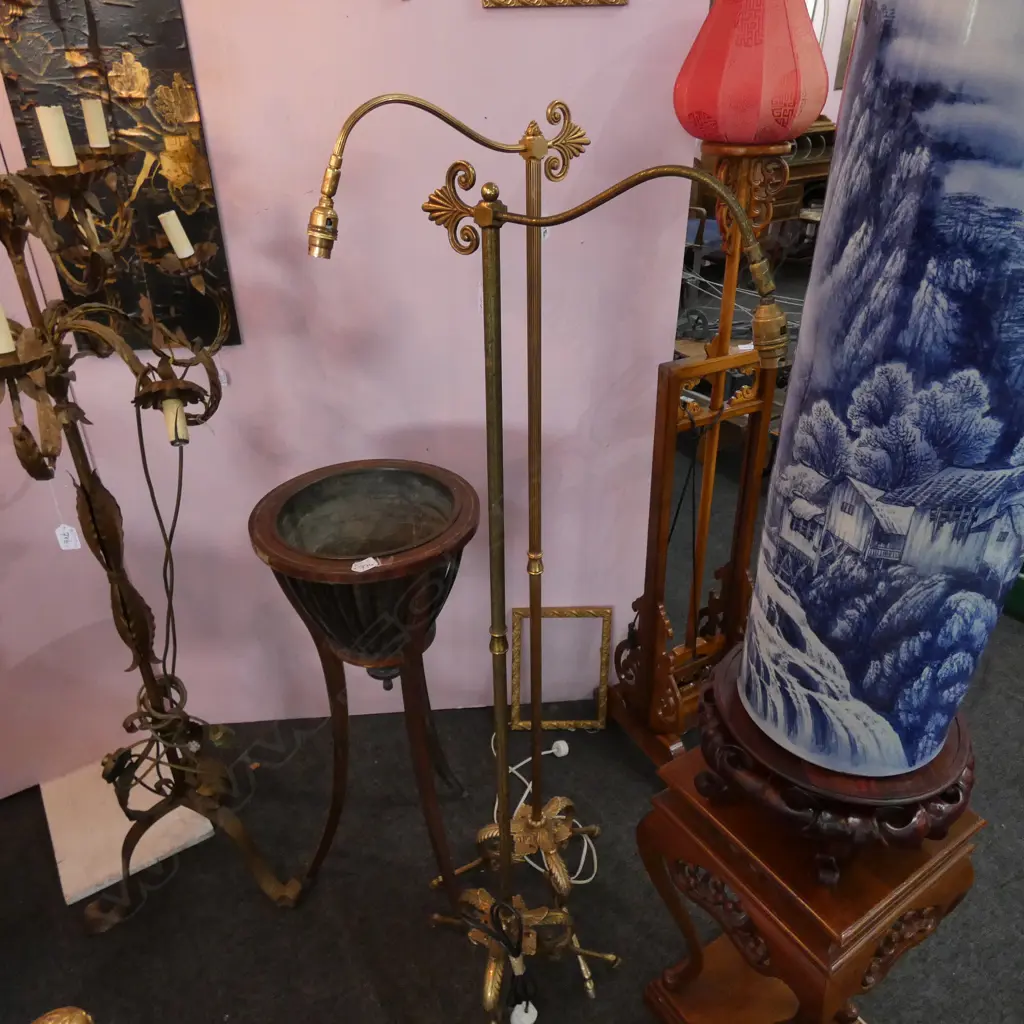 NEAR PAIR VINTAGE BRASS TRIPOD BASED LAMPS NO SHADES H. 1450MM  Image 1++