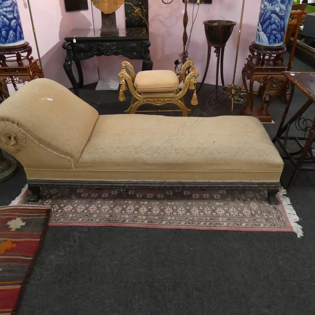 VICTORIAN CHAISE L. 2M Image 1++