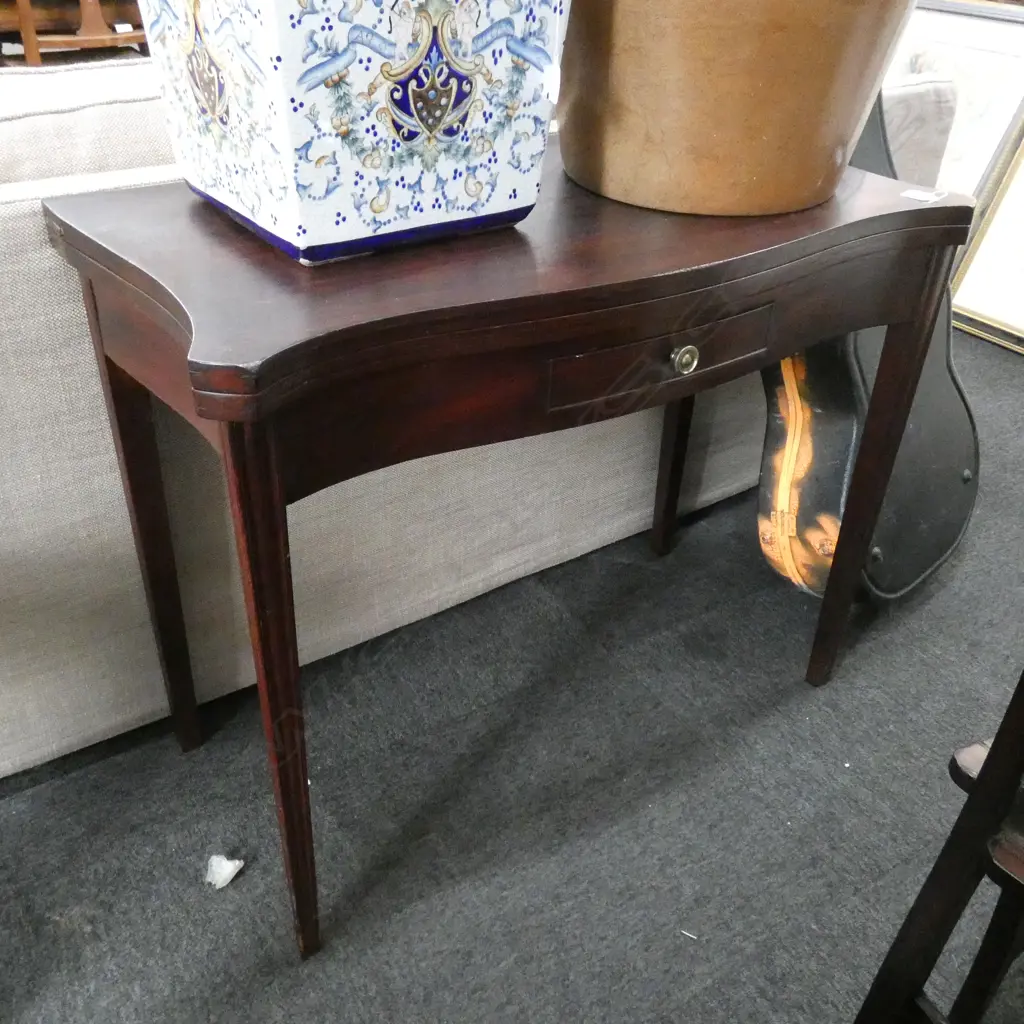 VICTORIAN MAHOGANY CARD FOLDING TABLE Image 1++