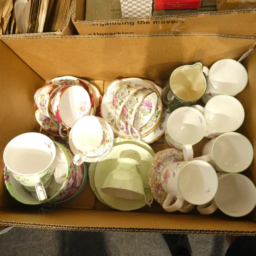 BOX LOT FINE CHINA ETC Image 1++