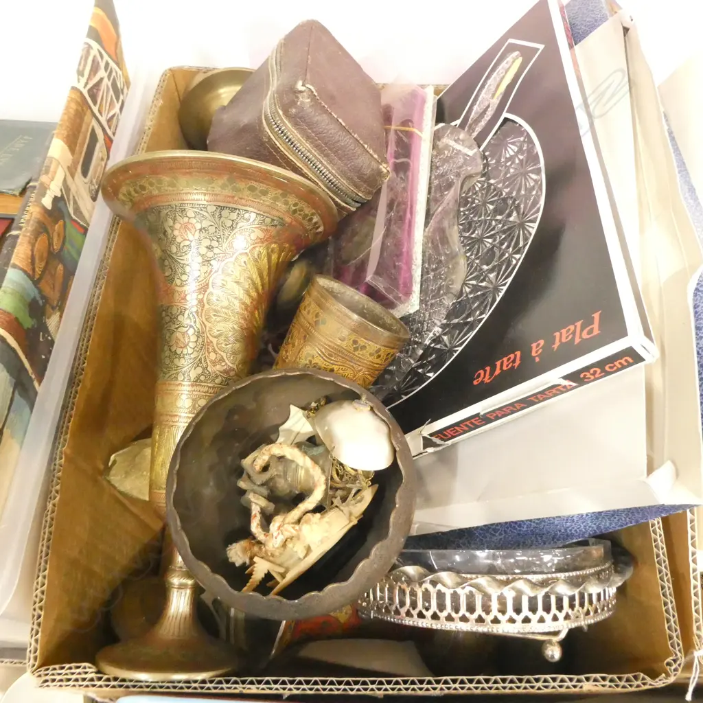 BOX LOT BRASS, CANDLESTICKS, BOX BROWNIE, CHEESE PLATES, IVORY BOAT ETC Image 1++