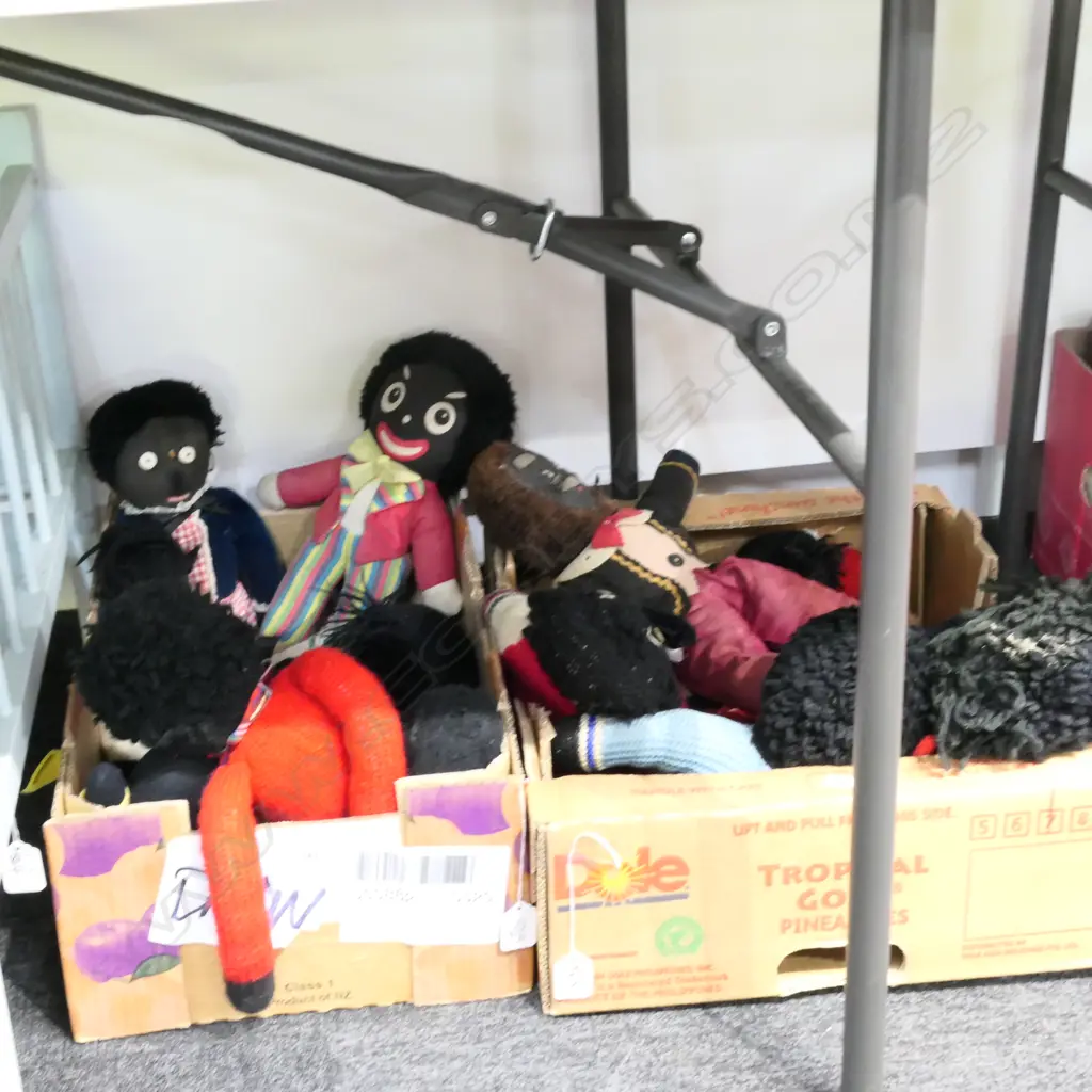 2 BOXES DOLLS  Image 1++