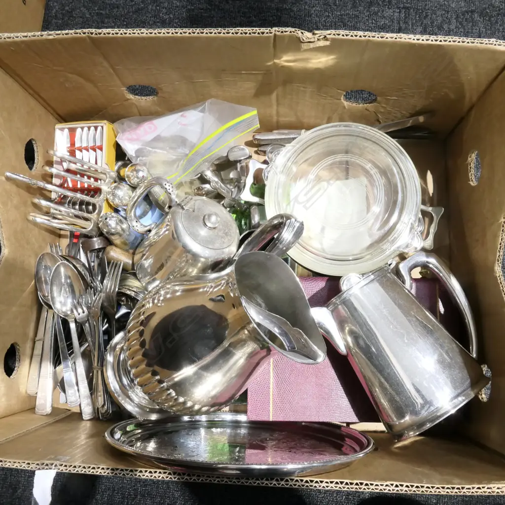 BOX LOT ASST. EPNS  Image 1++