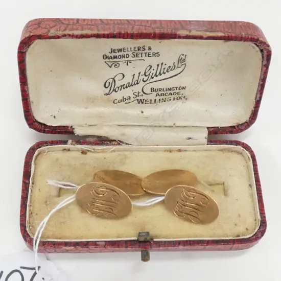 PR 9CT GOLD CUFFLINKS IN CASE 5.26 GRAMS 