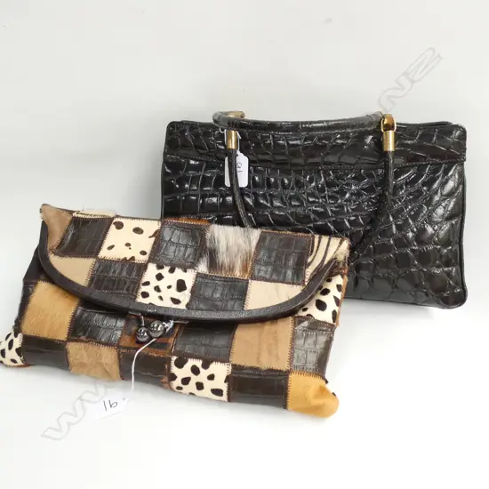 VINTAGE HANDBAG + PURSE