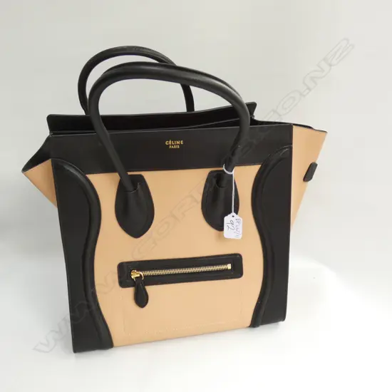 REPLICA CELINE PARIS LUGGAGE 'SMILE' BAG L. 400MM