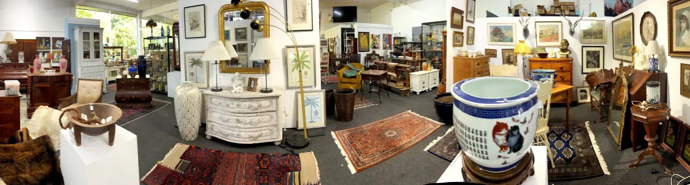 ONLINE ESTATE COLLECTABLE. VIEW FRIDAY ONLY