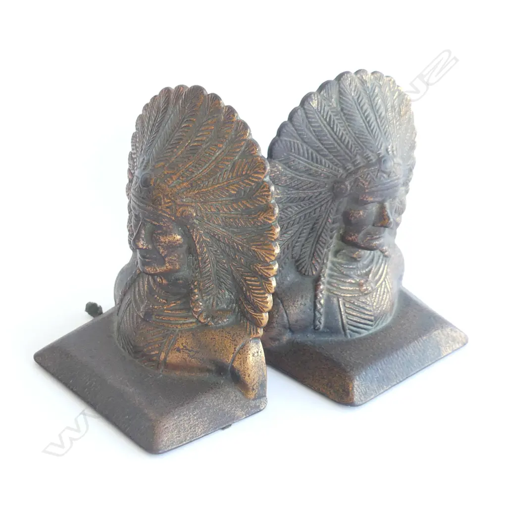 (15) PAIR OF CAST IRON ‘INDIAN CHIEF’ BOOKENDS WITH GILT FINISH Image 1++