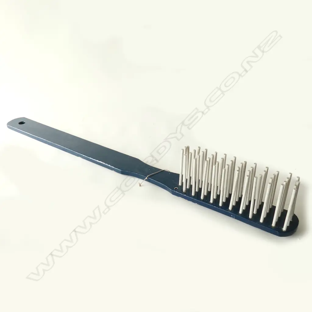 LARGE TOOTHBRUSH USED FOR RETAIL WINDOW DISPLAYS H.1540mm AF BRISTLE MISSING Image 1++
