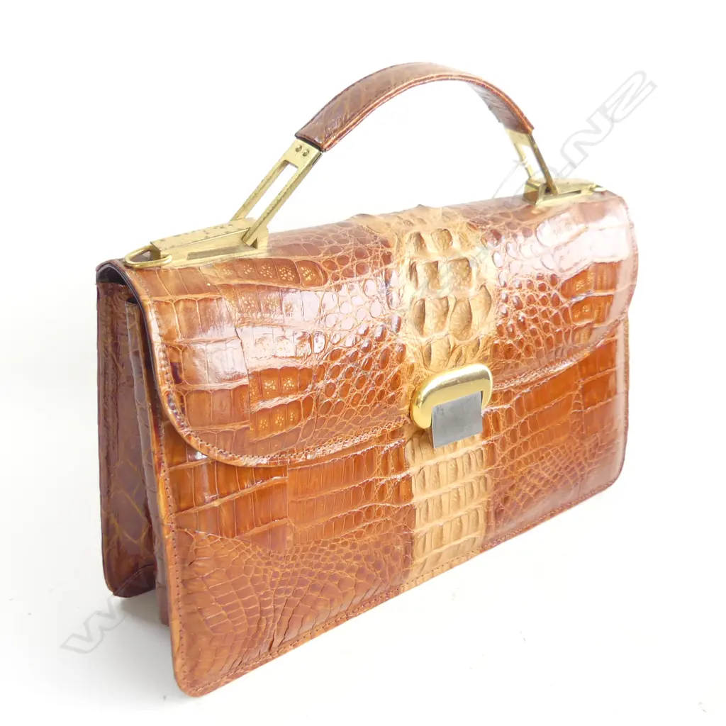 (4) VINTAGE CROCODILE HANDBAG W. 280mm Image 1++