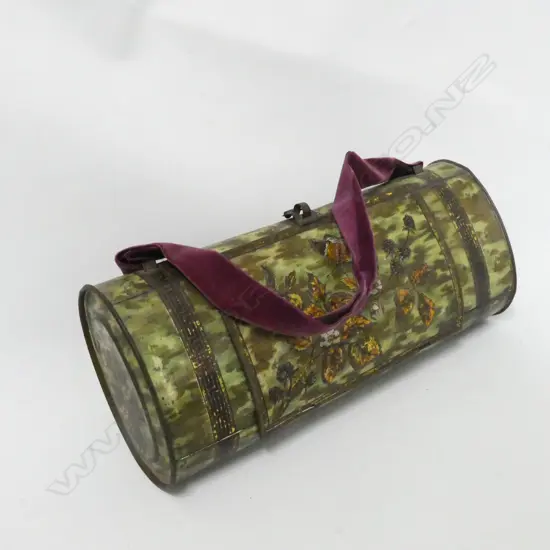 (4) VINTAGE TIN AS A  WOMANS CLUTCH BAG WITH EMBOSSED FLOWERS AND BUTTERFLYS W. 240mm