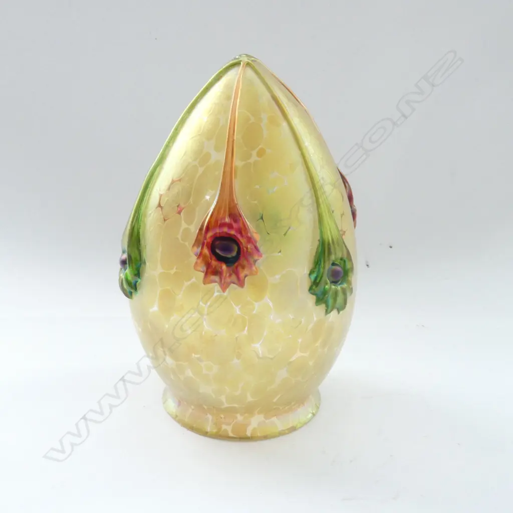 (5) UNUSUAL TULIP SHAPED OPAQUE LAMPSHADE H. 180mm Image 1++