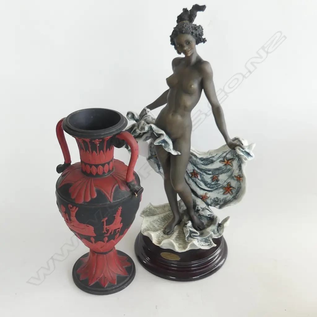 2 ITEMS 1 FRANKLIN MINT RESIN FIGURE OF FLORENCE H 400mm & FAUX EGYPTIAN 2 HANDLED VASE Image 1++