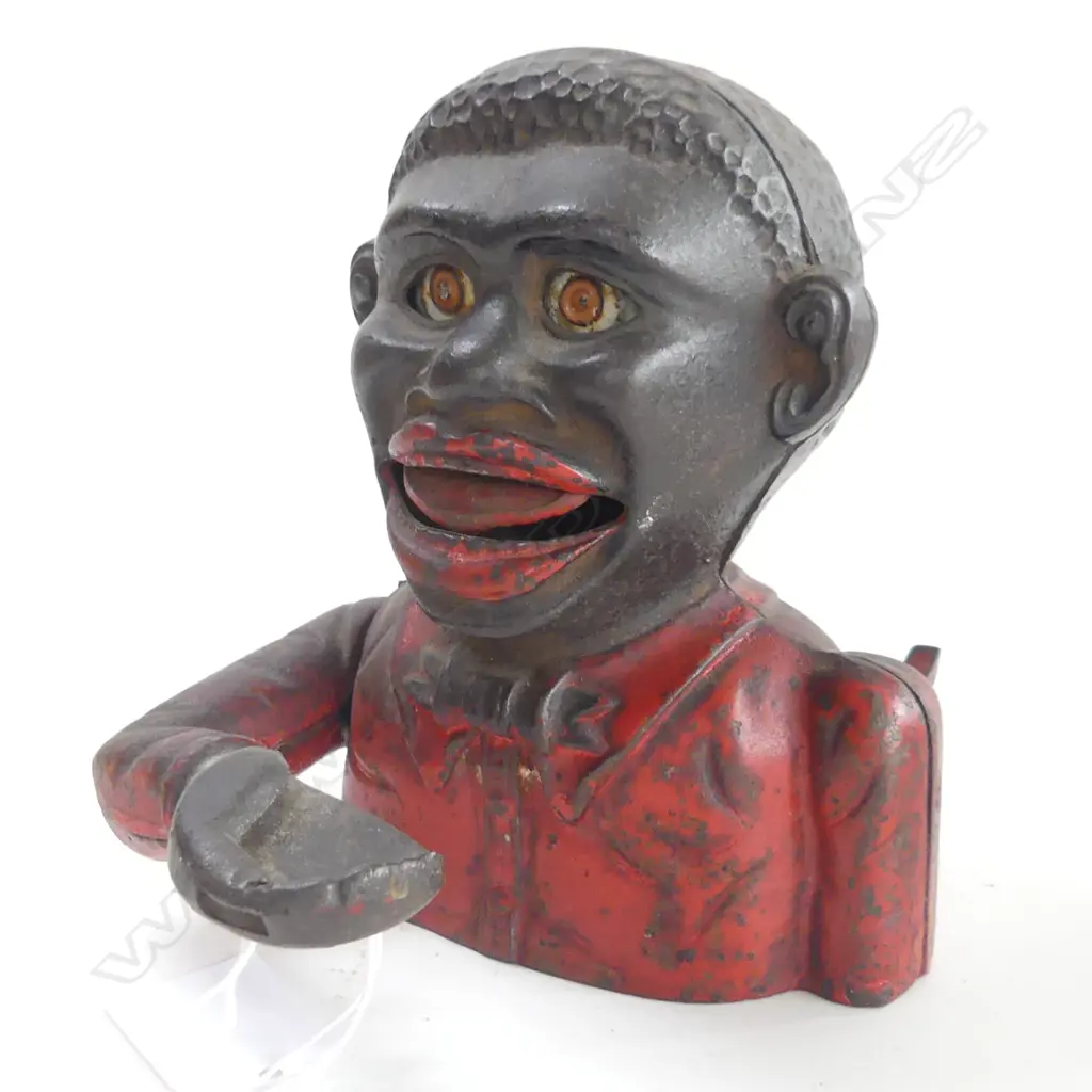 (9) 'LITTLE JOE' MONEY BOX IN RED JACKET H. 135mm Image 1++