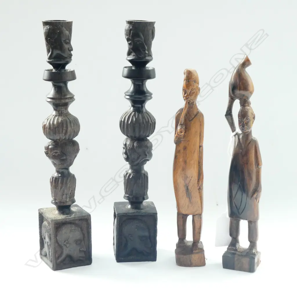4 FIGURAL AFRICAN CARVED ITEMS 2 AS CANDLESTICKS H. 240mm + 1 SMOKING A PIPE Image 1++
