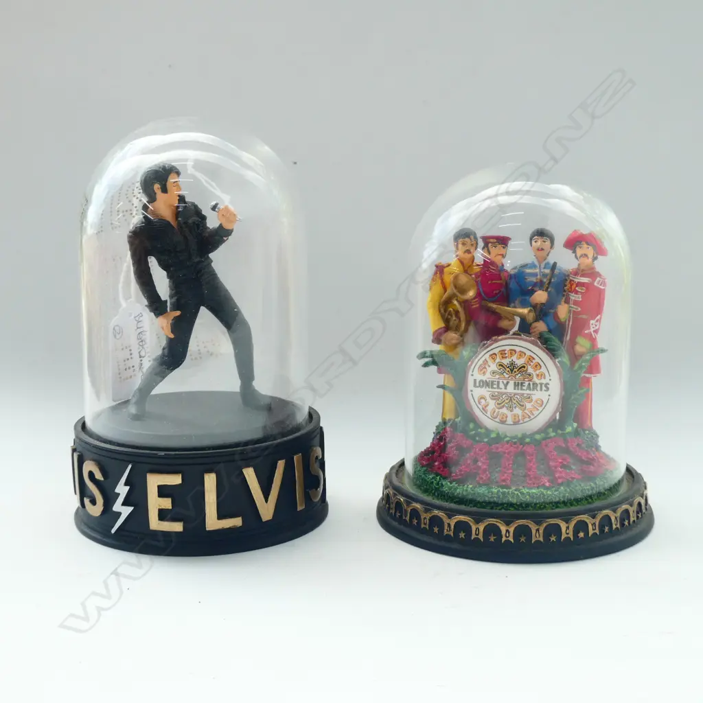 2 BELL JAR MEMORABILIA ITEMS THE BEATLES AND ELVIS H. 140mm Image 1++