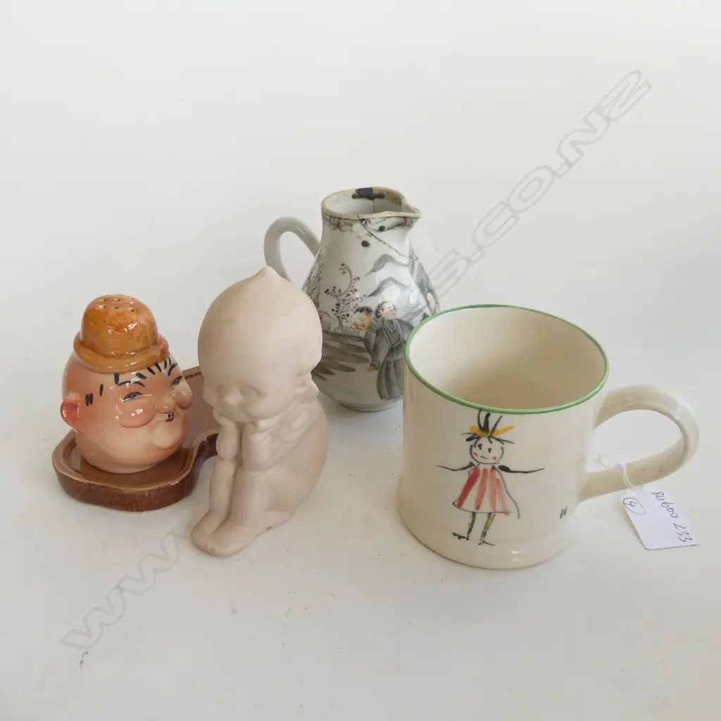 4 CERAMIC ITEMS BISQUE KEWPIE + LAUREL PEPPER ON STAND + MUG WITH STICK FIGURE BY ROBERT GORDON AUSTRALIA + Image 1++