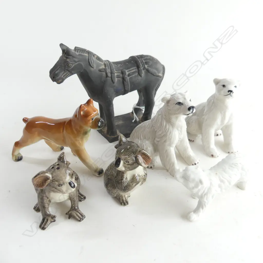 7 ANIMAL FIGURINES INCL 1 TERRACOTTA HORSE AF H. 110mm BEARS KOALA BEARS + 1 x DOG Image 1++